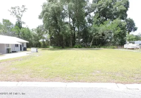 2009B Laurel Street Palatka FL 32177