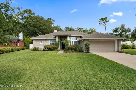 1925 Wages Way Jacksonville FL 32218