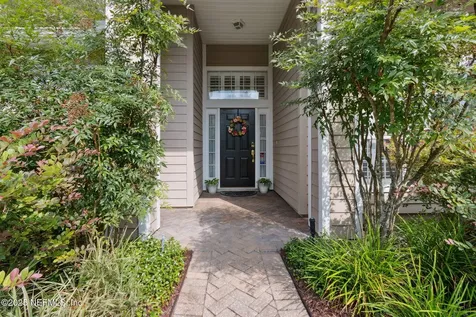 1925 Wages Way Jacksonville FL 32218