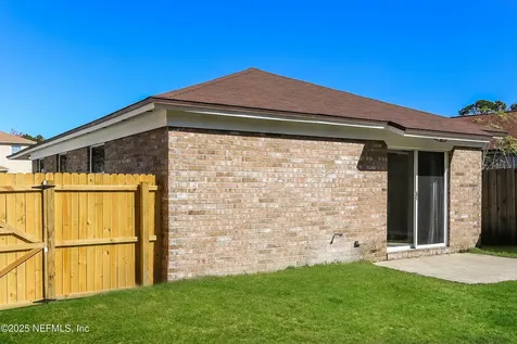 8338 Century Point Drive S Jacksonville FL 32216