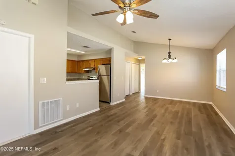 8338 Century Point Drive S Jacksonville FL 32216