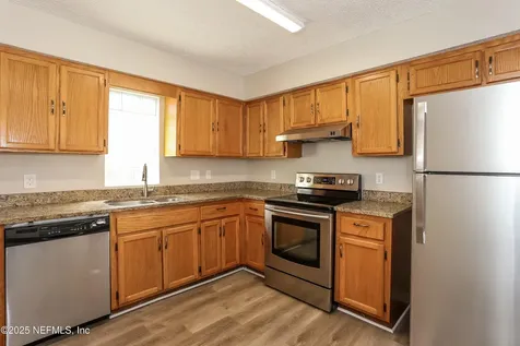 8338 Century Point Drive S Jacksonville FL 32216