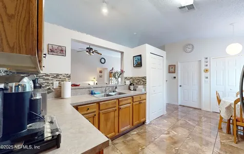 6908 Recreation Trail Jacksonville FL 32244