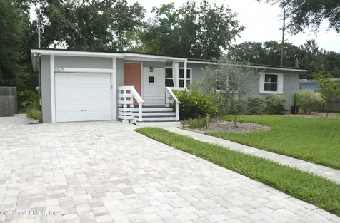 6925 Sans Souci Road Jacksonville FL 32216