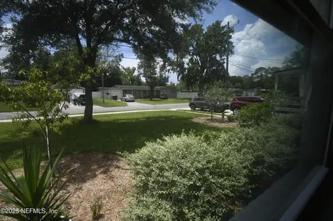 6925 Sans Souci Road Jacksonville FL 32216