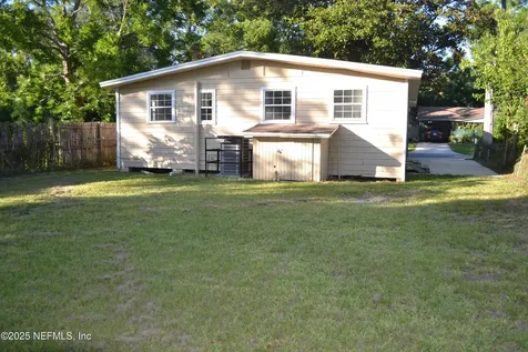 3042 Lucoma Drive Jacksonville FL 32254