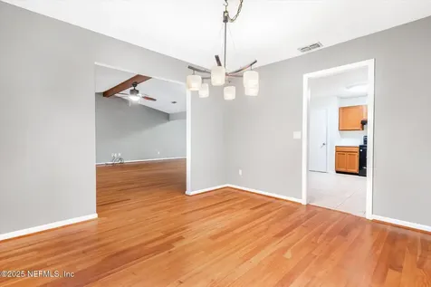 5345 Buggy Whip Drive N Jacksonville FL 32257