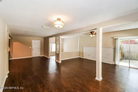 6327 Elise Drive Jacksonville FL 32211