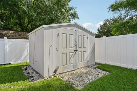 1929 Breckenridge Boulevard Middleburg FL 32068