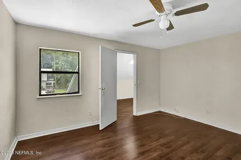 1191 Bayshore Drive N Jacksonville FL 32233