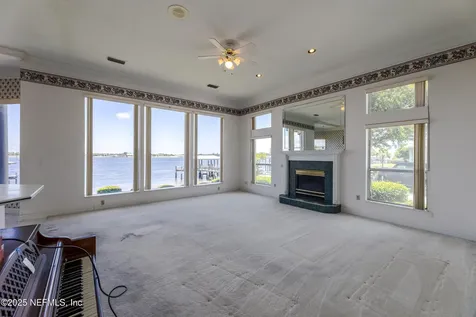 4957 Motor Yacht Drive Jacksonville FL 32225