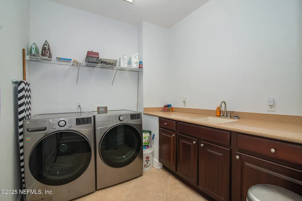 4480 Deerwood Lake Parkway Jacksonville FL 32216