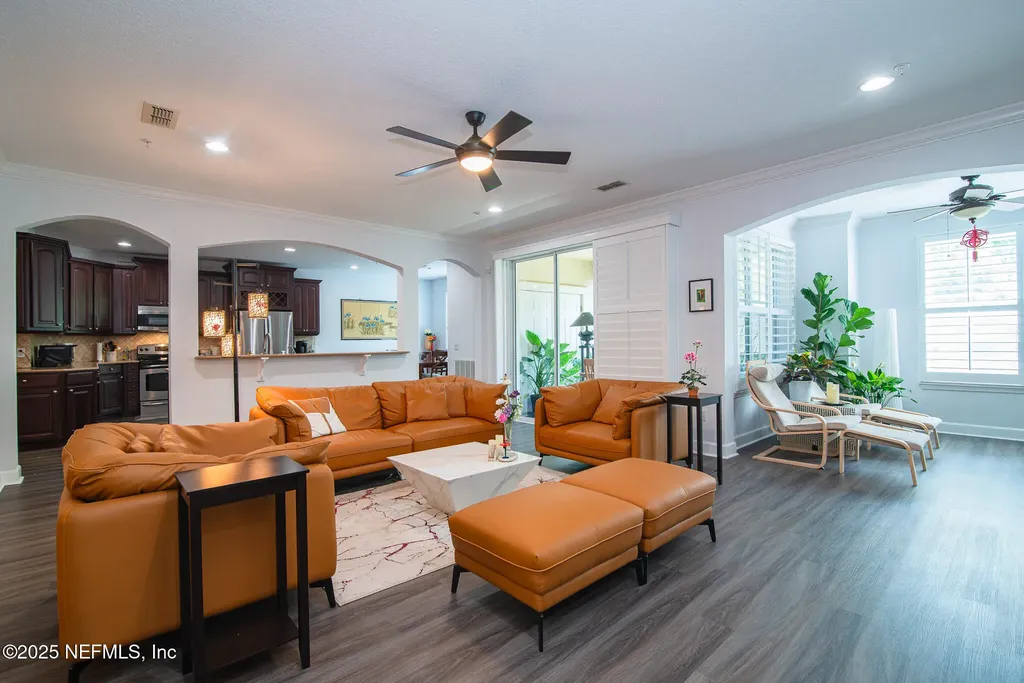 4480 Deerwood Lake Parkway Jacksonville FL 32216