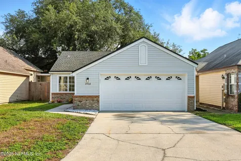 7733 Leesburg Drive S Jacksonville FL 32277
