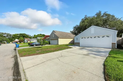 7733 Leesburg Drive S Jacksonville FL 32277