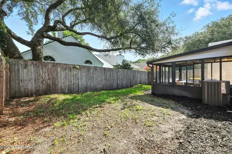 7733 Leesburg Drive S Jacksonville FL 32277