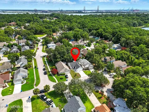 7733 Leesburg Drive S Jacksonville FL 32277