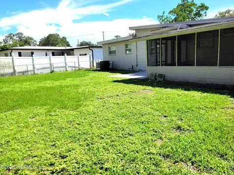 2247 Lou Drive W Jacksonville FL 32216