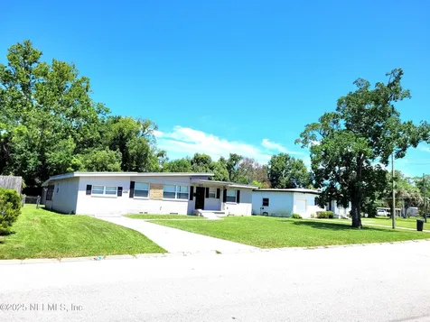 2247 Lou Drive W Jacksonville FL 32216