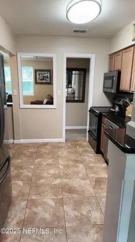 5713 Lake Lucina Drive N Jacksonville FL 32211