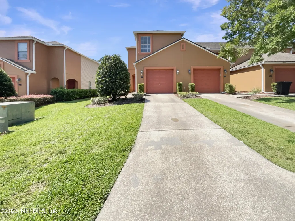 6848 Lake Mist Lane Jacksonville FL 32210