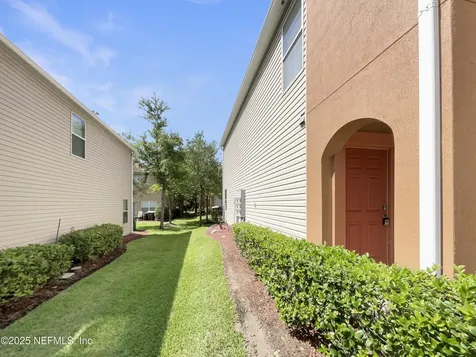 6848 Lake Mist Lane Jacksonville FL 32210