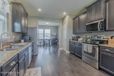 1867 Cinnabar Road Jacksonville FL 32246