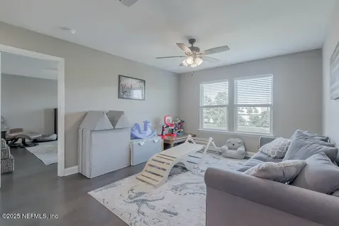 1867 Cinnabar Road Jacksonville FL 32246