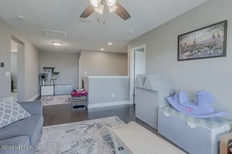 1867 Cinnabar Road Jacksonville FL 32246