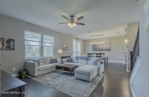 1867 Cinnabar Road Jacksonville FL 32246