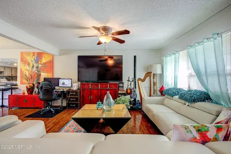 4302 Buck Point Road Jacksonville FL 32210