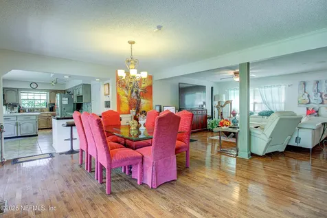 4302 Buck Point Road Jacksonville FL 32210