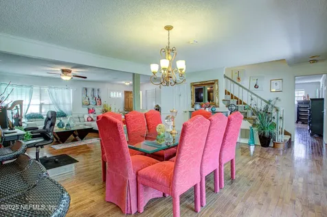 4302 Buck Point Road Jacksonville FL 32210