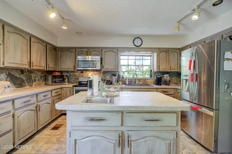 4302 Buck Point Road Jacksonville FL 32210