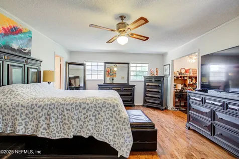 4302 Buck Point Road Jacksonville FL 32210