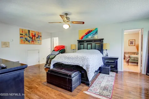 4302 Buck Point Road Jacksonville FL 32210