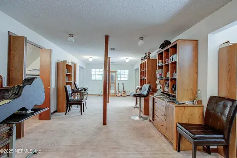 4302 Buck Point Road Jacksonville FL 32210