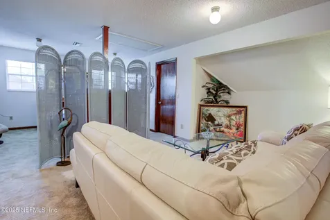 4302 Buck Point Road Jacksonville FL 32210