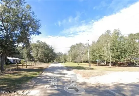 104 Carolyn Avenue Interlachen FL 32148
