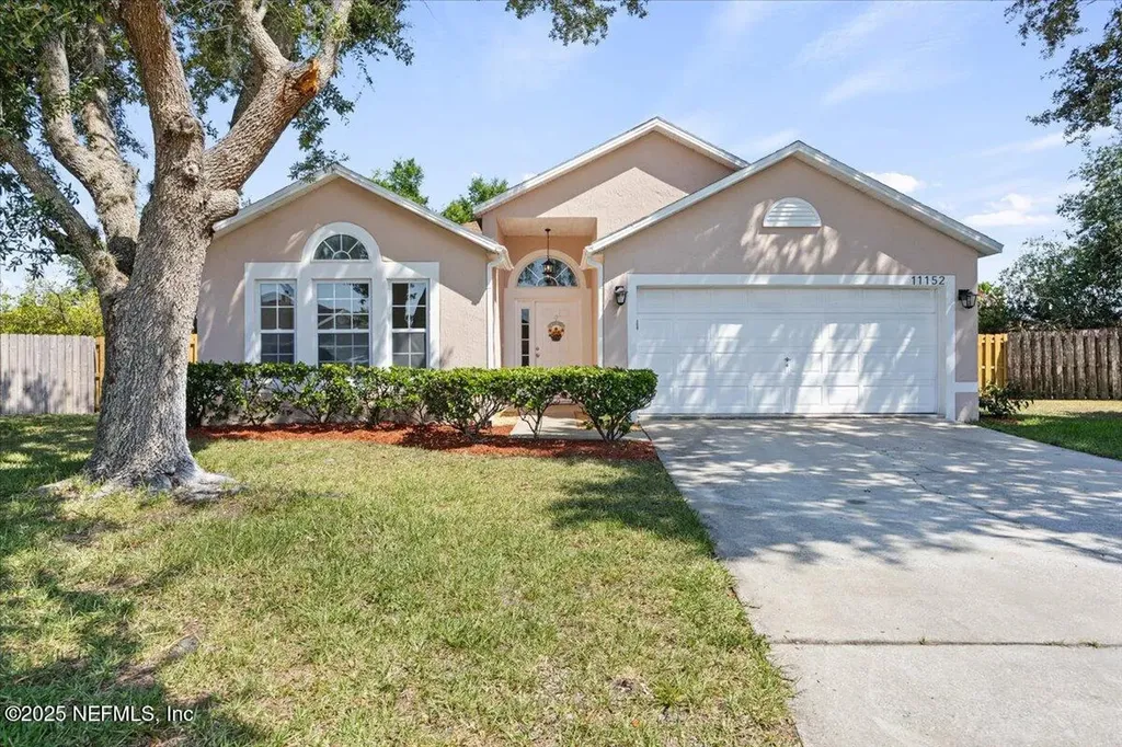 11152 Tiverton Court Jacksonville FL 32246