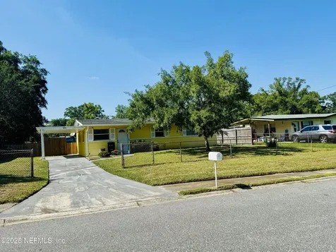 8027 Lourdes Drive S Jacksonville FL 32210