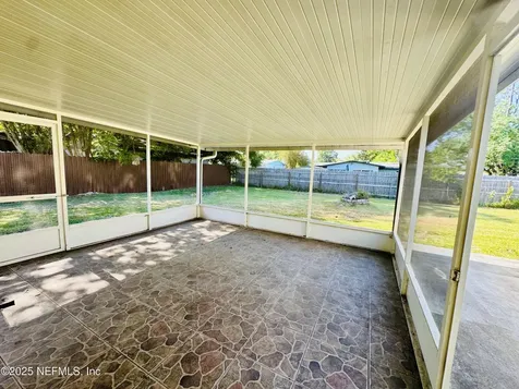 8027 Lourdes Drive S Jacksonville FL 32210