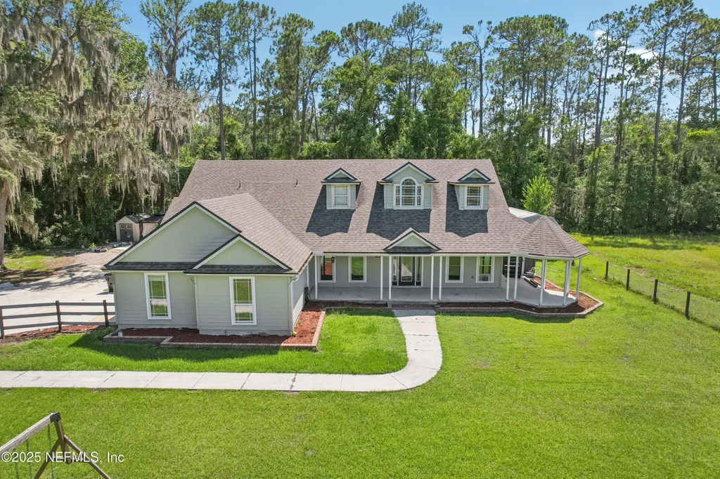 5592 Dianthus Street Green Cove Springs FL 32043