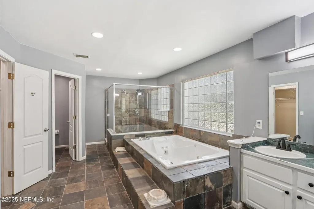 5592 Dianthus Street Green Cove Springs FL 32043