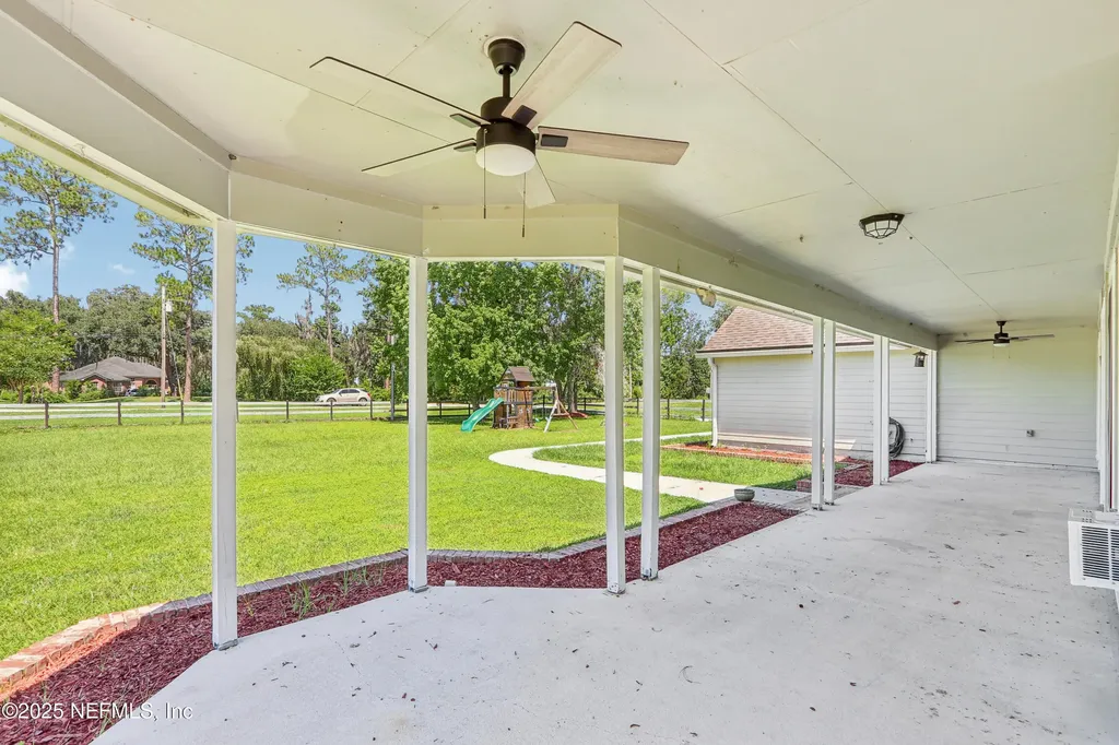 5592 Dianthus Street Green Cove Springs FL 32043