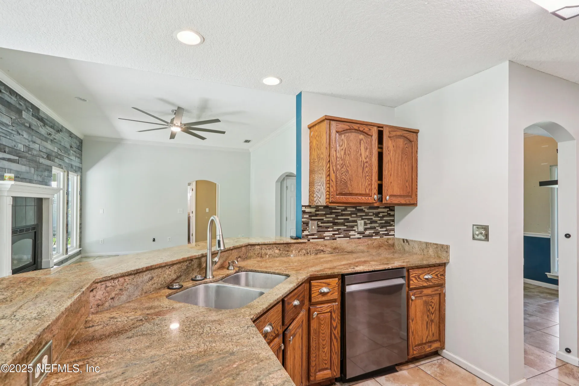 5592 Dianthus Street Green Cove Springs FL 32043