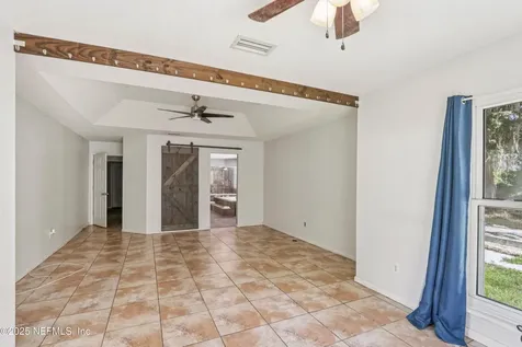 5592 Dianthus Street Green Cove Springs FL 32043
