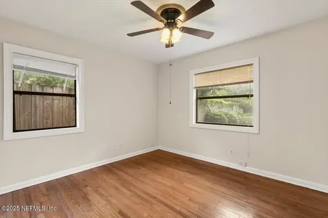 4356 Demedici Avenue Jacksonville FL 32210