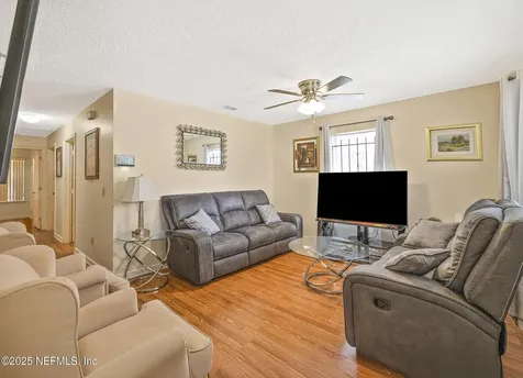 1863 W 6th Street Jacksonville FL 32209