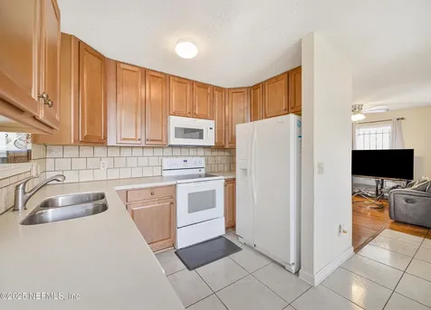 1863 W 6th Street Jacksonville FL 32209